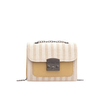 Load image into Gallery viewer, Sac Transparent Femme Women Crystal PVC Material Clear Chain Jelly Bags Tote Handbag Messenger Shoulder Bag Lovely Kawaii